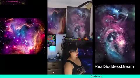 Snapshot of realgoddessdream chatting on 01/18/26, 02:37 realgoddessdream online show from 01/18/26, 02:37