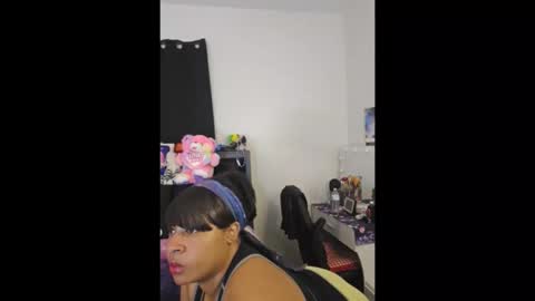 Snapshot of realgoddessdream chatting on 03/04/26, 12:22 realgoddessdream online show from 03/04/26, 12:22
