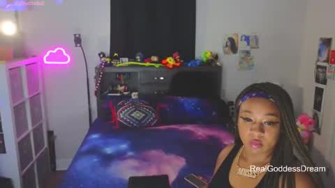 Snapshot of realgoddessdream chatting on 03/21/26, 10:31 realgoddessdream online show from 03/21/26, 10:31