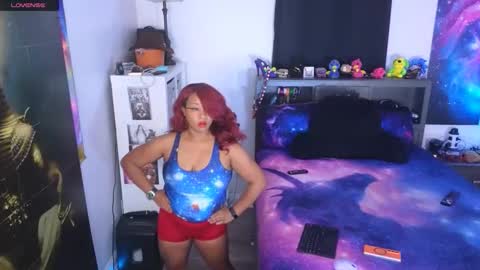 Snapshot of realgoddessdream chatting on 05/17/26, 12:08 realgoddessdream online show from 05/17/26, 12:08