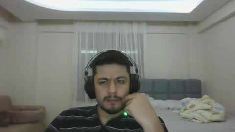 Snapshot of realhornyboy35 chatting on 01/18/25, 11:44 you can tell me a LSD online show from 01/18/25, 11:44