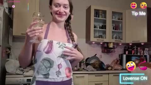 Snapshot of realmiagold chatting on 10/08/25, 06:38 IG realmiagold online show from 10/08/25, 06:38