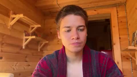 AliceEve online show from 09/29/25, 12:43