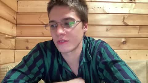 AliceEve online show from 10/03/25, 03:53