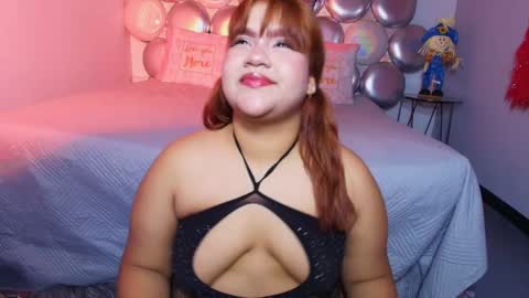 rebeca  online show from 10/23/25, 07:56