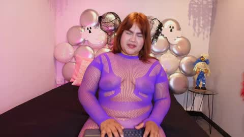 rebeca  online show from 10/24/25, 07:43