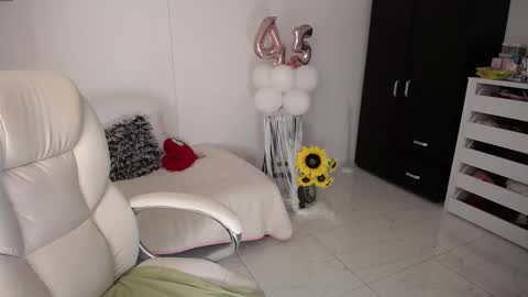 REBECA online show from 01/23/25, 01:08