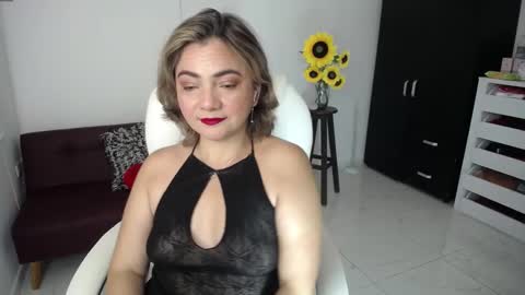 REBECA online show from 02/09/25, 11:25
