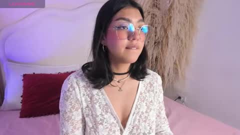 Snapshot of rebeca_taylor_ chatting on 02/26/26, 04:00 rebeca_taylor_ online show from 02/26/26, 04:00