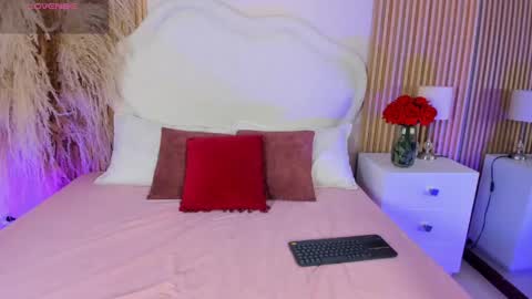 Snapshot of rebeca_taylor_ chatting on 05/10/26, 12:10 rebeca_taylor_ online show from 05/10/26, 12:10