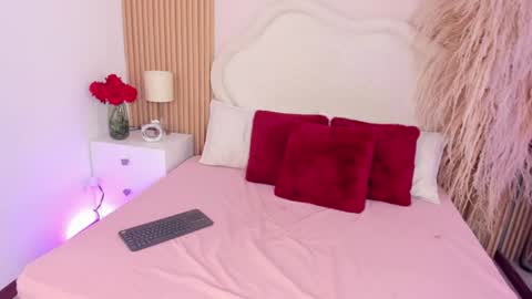 rebeca_taylor_ online show from 07/25/26, 04:21