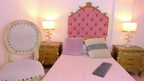 Rebeca Whatsson online show from 01/02/25, 02:24