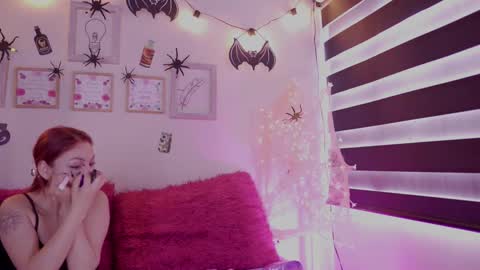 Rebeca  online show from 10/15/25, 12:49