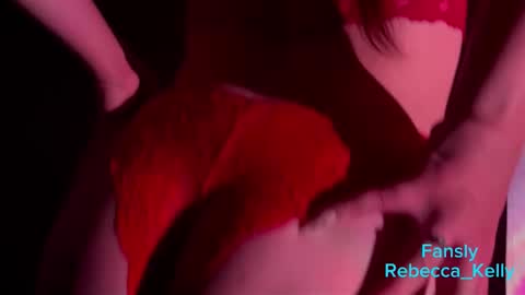 Snapshot of rebecca_____ chatting on 11/01/25, 02:02 rebecca_____ online show from 11/01/25, 02:02