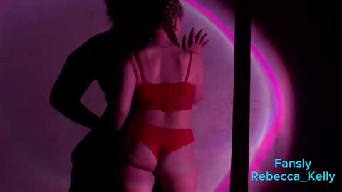 Snapshot of rebecca_____ chatting on 12/01/25, 01:54 rebecca_____ online show from 12/01/25, 01:54