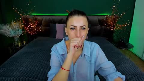 rebecca_diamonds online show from 02/19/25, 01:50