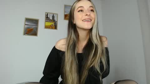 Becca Johnsoon online show from 02/08/25, 07:49