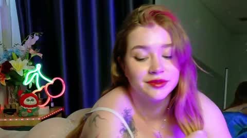 rebecca_lace online show from 10/19/25, 01:39