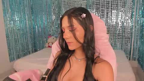 Snapshot of rebeccadangelo chatting on 01/20/25, 10:07 rebecca Dangelo online show from 01/20/25, 10:07