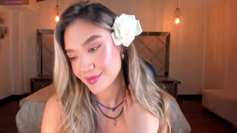 Rebe online show from 12/17/24, 03:06