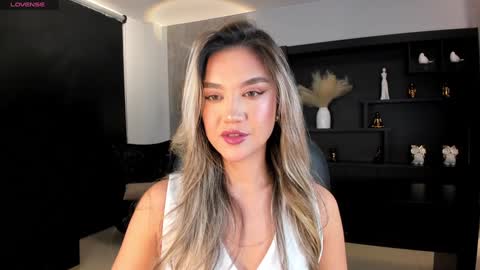 Rebe online show from 12/29/24, 03:11