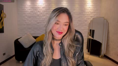 Rebe online show from 01/05/25, 03:22