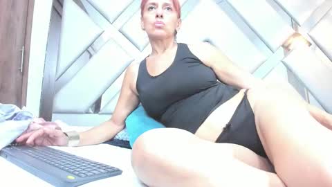 Snapshot of rebeccamitchell_ chatting on 03/01/26, 02:52 rebeccamitchell_ online show from 03/01/26, 02:52