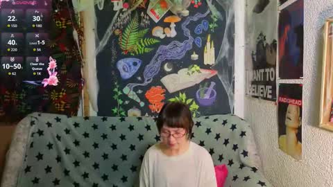 Lara online show from 11/14/25, 08:18