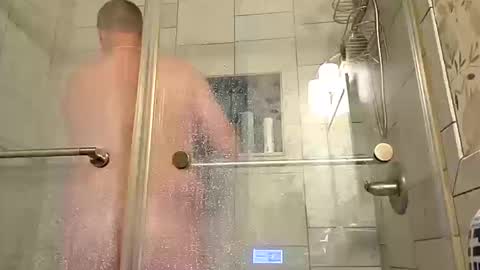 Snapshot of red24devils chatting on 10/13/25, 05:40 red24devils online show from 10/13/25, 05:40