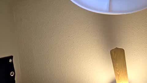 Snapshot of red24devils chatting on 10/17/25, 12:58 red24devils online show from 10/17/25, 12:58