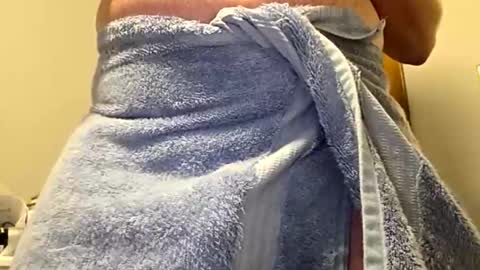 Snapshot of red24devils chatting on 11/17/25, 09:42 red24devils online show from 11/17/25, 09:42