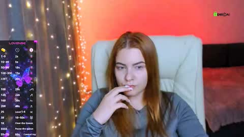 Snapshot of red__dizzy chatting on 10/21/25, 10:32 red__dizzy online show from 10/21/25, 10:32