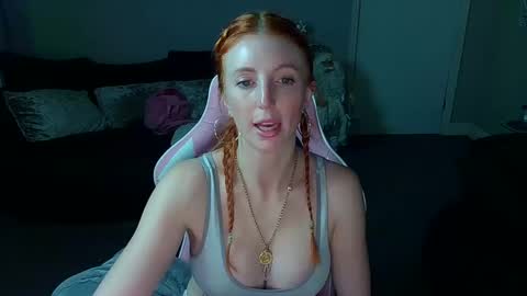 Red -  online show from 12/17/24, 09:49