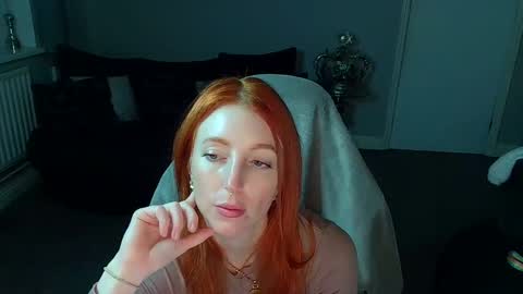 Red -  online show from 01/28/25, 09:40