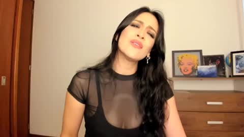 red_flower203 online show from 12/04/24, 10:30