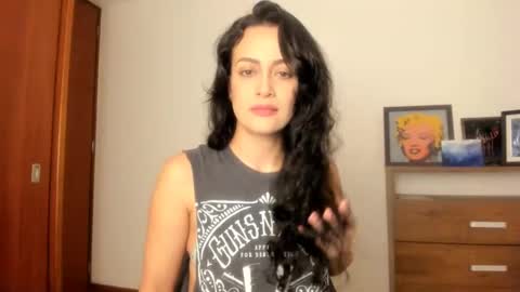 red_flower203 online show from 12/11/24, 03:02