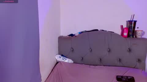 IG   OF red moonn online show from 12/16/25, 05:23