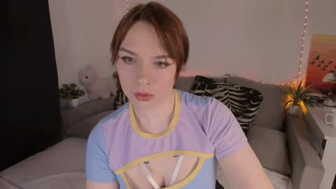 Mia online show from 02/03/25, 11:09