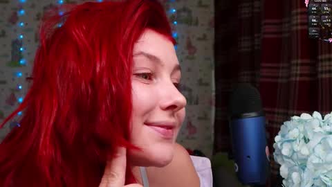 Snapshot of red_rose12 chatting on 10/20/25, 10:38 Jane online show from 10/20/25, 10:38