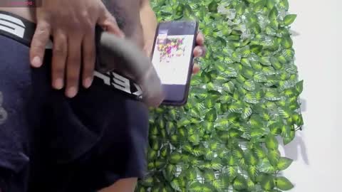 Snapshot of redbryan_ebano chatting on 10/24/25, 11:12 redbryan_ebano online show from 10/24/25, 11:12