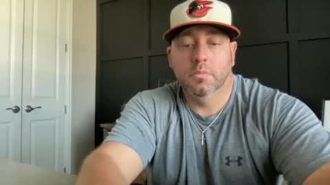 Snapshot of redbull1414 chatting on 09/19/25, 02:40 RedBull online show from 09/19/25, 02:40