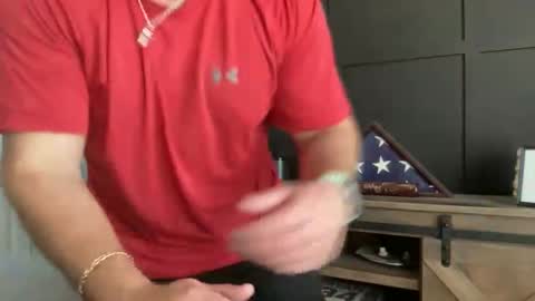 Snapshot of redbull1414 chatting on 10/22/25, 07:46 RedBull online show from 10/22/25, 07:46