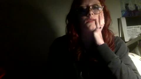 Snapshot of redcassie666 chatting on 03/27/26, 02:39 redcassie666 online show from 03/27/26, 02:39