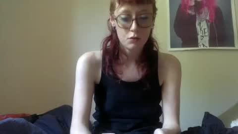 Snapshot of redcassie666 chatting on 04/09/26, 11:04 redcassie666 online show from 04/09/26, 11:04