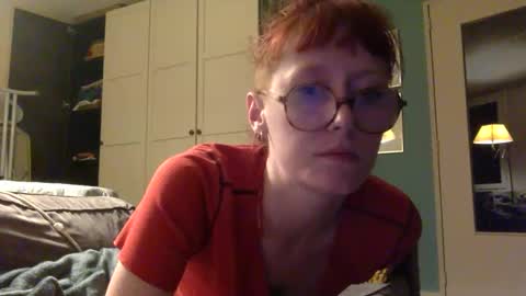 Snapshot of redcassie666 chatting on 06/06/26, 02:38 redcassie666 online show from 06/06/26, 02:38