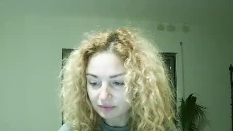 reddgirll online show from 01/07/25, 09:46