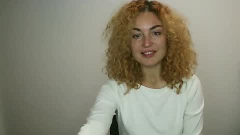 reddgirll online show from 01/11/25, 06:12