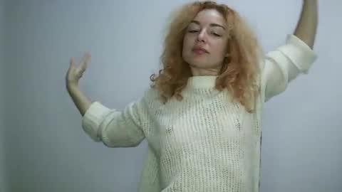 reddgirll online show from 01/15/25, 10:06