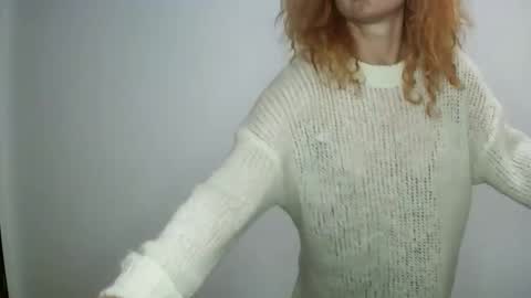 reddgirll online show from 01/17/25, 08:33