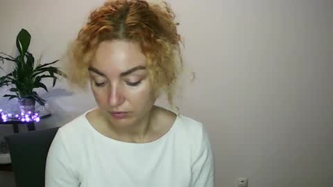 reddgirll online show from 01/26/25, 06:27
